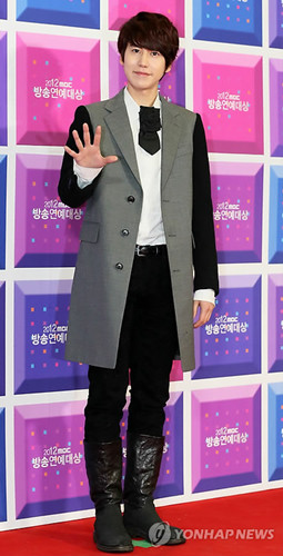 SuperJunior圭贤大学毕业成绩良好