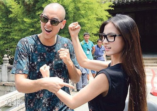 ����������ѧ���ݻƷɺ�ÿ����ѵ��10Сʱ