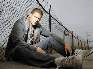 ��Խ�����������չ���ͬ��������Ů��˿����