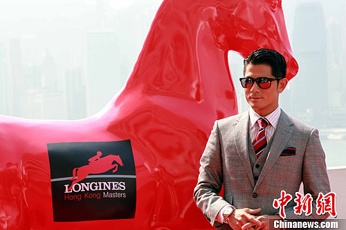 ������ҹ�ᡰ�³�ɩ����������Ů������ý̫����