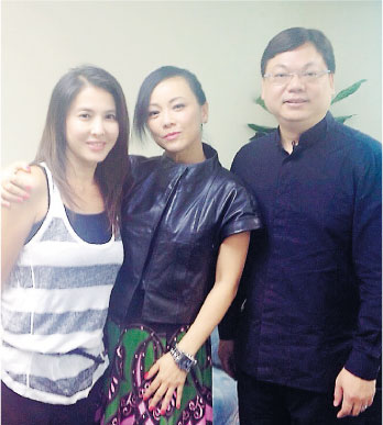 ���������ϲ��ӳ���ϸ����Ⱦ�����ף�ͼ��