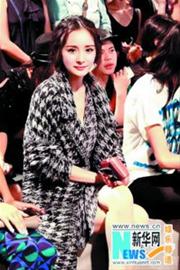 ������ŦԼ�㳡�źڰ׸���±������ŵ��壨ͼ��