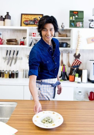 ���ձ����ǵ���ýƭ�Ƶ�С������ɫƬ��ͼ��