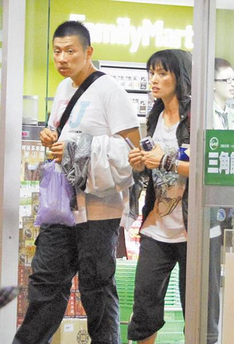 ��ƷԴǰ�ޱ���Լƽͷ����̸�ģ�ͼ��