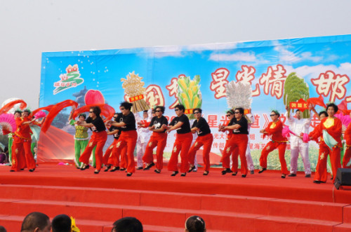 �ϸ����������������ݳ����������������裨ͼ��