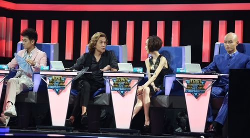 五大热门综艺火拼收视林志颖与乐嘉相约“裸跑”