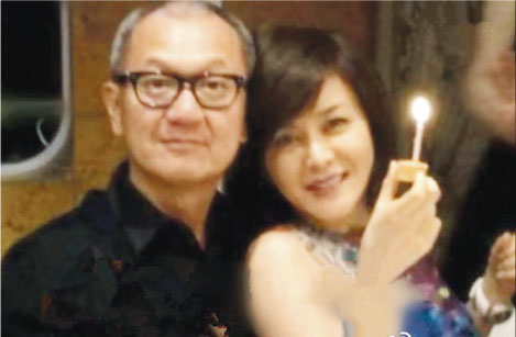 传关之琳递交结婚表格准备明年情人节完婚(图)