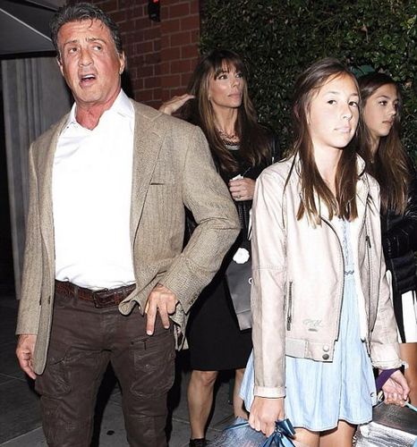 ʷ̩��Яȫ���й������Ͳͽ��ް�Ů���ع⣨ͼ��