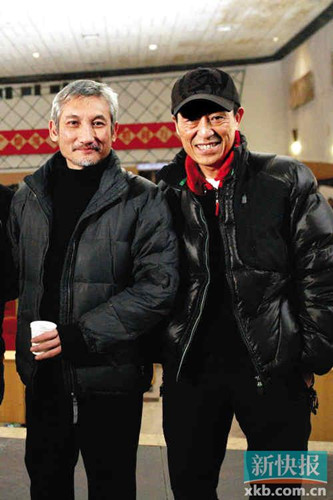 ���̽������ıΪ���ֺ�ѩԭ��ȡ����ͼ��