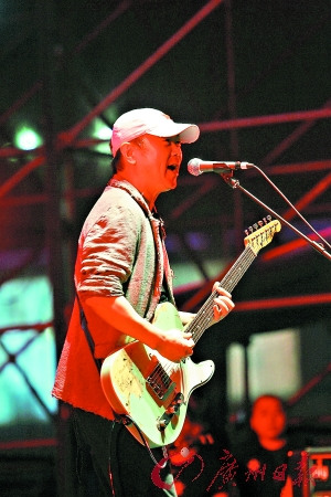 �޽����й�ҡ���ַ�չ̫����ѡ��������������