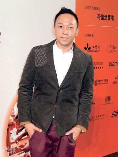 黄家强谈黄贯中“家暴事件”:很担心,望他冷静