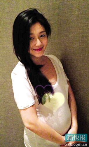 汪小菲谈大S怀孕:为了这三口,工作意义都变了