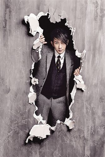 ��ǫħ�ô�Ƭ�ع���ʿ�������������澳��ͼ��