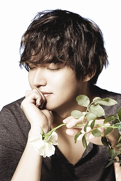 曝李敏镐新剧服装自掏腰包花费超5000万韩元(图)