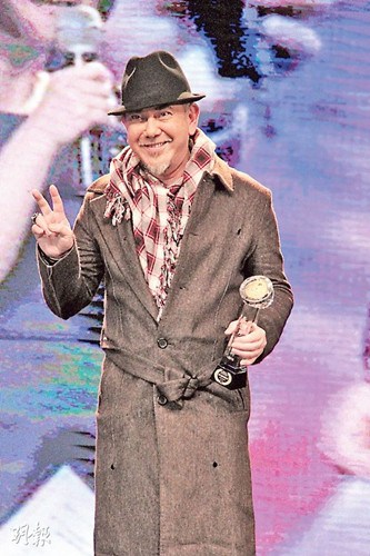 黄秋生刘亦菲澳门封影帝影后成龙夺最佳导演(图)