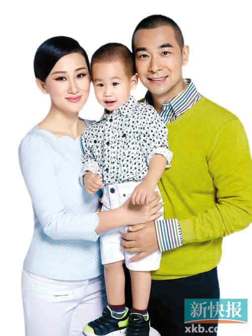 ����׿Я��Ů�������������ϰ֣�ͼ��