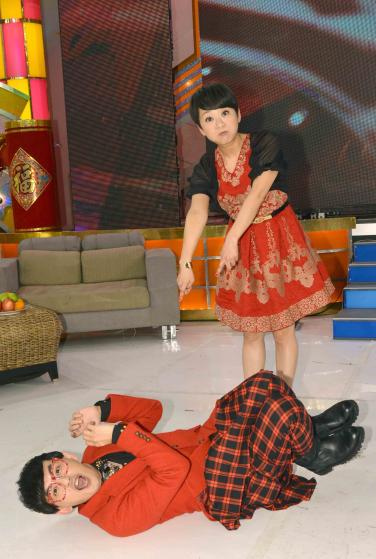 ����ٮ������������ش��Ů��һ�Դ󺰹�Զ��