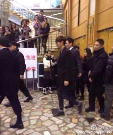 张泉灵吐槽李敏镐长腿:我还认识姚明呢!(图)