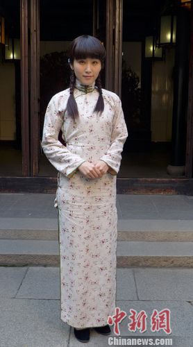 ���ٺ졶������Ե����������ա����ͷ�����ޣ�ͼ��