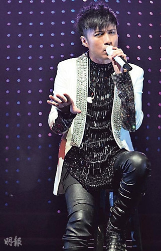 �ž޻����ϵ������ػ����˿����͵�ǣ�ͼ��