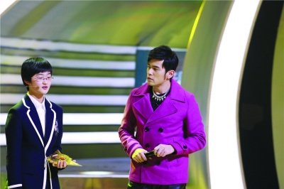 ������Ů�����ߺ������裺ȥ�������ȫ�������