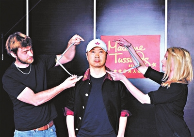 崔健蜡像将入驻杜莎夫人蜡像馆花3小时量身(图)