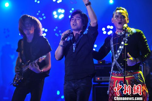 �������𳵡����֡�ͻΧ�ɹ������Ž�����������