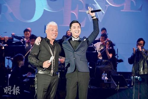 巫启贤开演唱会出小状况因吃面声音变沙哑(图)
