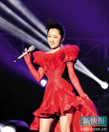 ����Ө�������Ǻ�����硱��ë��������̨ͬ��ͼ��