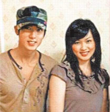 ������ż��屳���ع��������������ҹ�ϵ����