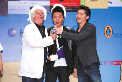 ���ܷ���ѧ�ǽ�����Ϸ�����ⲿ���ۣ�ͼ��