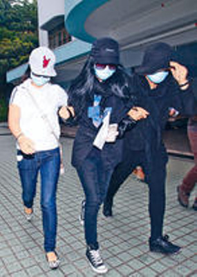 李心洁老公“小三”为见亡父现身殓房认尸大哭(图)