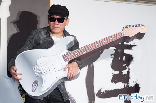 赵传承认婚姻“亮红灯”:仅是“暂时维持”(图)