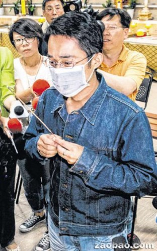 台艺人欢欢女儿为母料理后事称其“笨天使”(图)