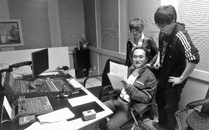 配音演员生存现状:收入无法温饱不如体力劳动者