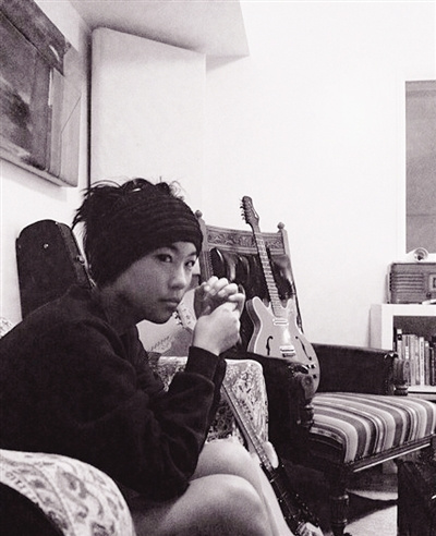 񼾸ͯɹ����һ�����³�������������Ψ��ͼ��