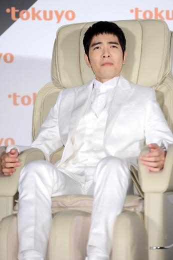 ��������������Ů�Ѱ�Ħ�Կ似���ã�ͼ��