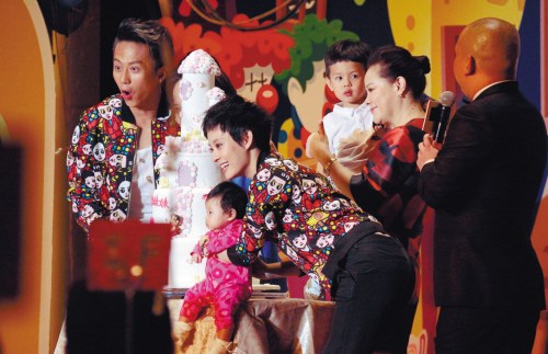 ��ٳ�˳�Ϊ��Ů�������һ���Ŀ��״��ع⣨ͼ��