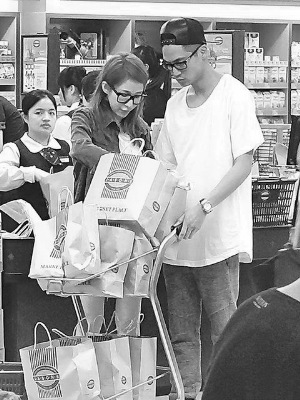 ������������������ǰ�����գ��������Ҳ�һ��