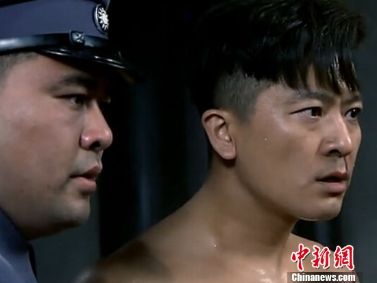《勇敢的心》于毅赤身肉搏自嘲身材惨不忍睹(图)