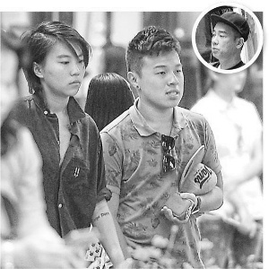 王菲女儿窦靖童被曝与男子同行自称系兄弟(图)
