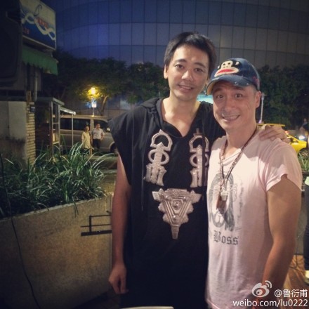 ������̨��ż���ռ�����ż���Ӱ���齿�ߣ�ͼ��