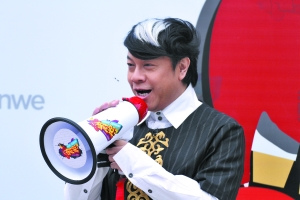 蔡康永否认《康熙来了》停播:与小S工作状态高昂