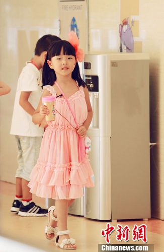 ��һ�꼶������Ů������ͬ�����������Դס�