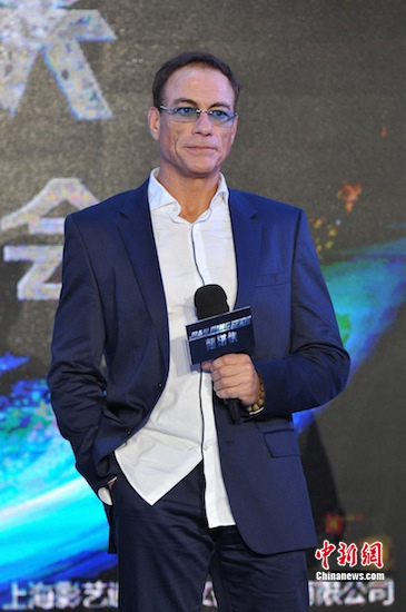 尚格云顿表演二人转大秀中文我不是吊丝图2