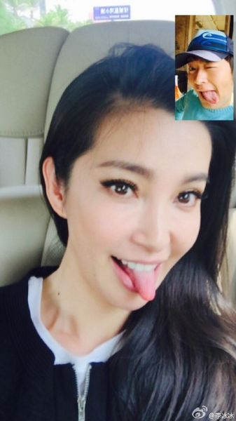 李冰冰为任泉庆生嘟嘴吐舌卖萌(组图)(2)