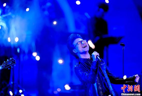 网友质疑汪峰创作借鉴郑钧:偷来的“半壁江山”