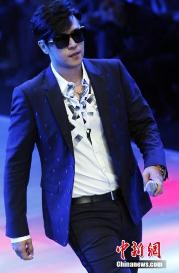 “金曲奖”罗志祥被疑假唱后台放声大哭(图)