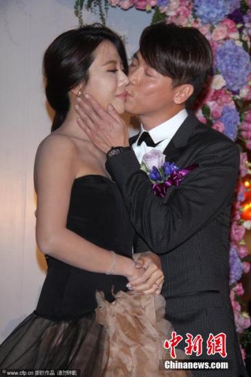 �Ն�������ɰ�ź��˿����Ӧ�����Ŷ�֪��