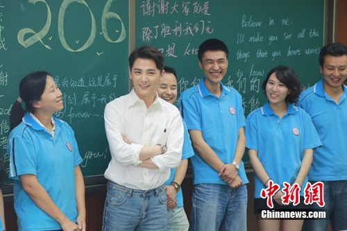 �������ѧ����ͬѧ���ϡ��Ͽ�͵����Ƥ����ͼ��